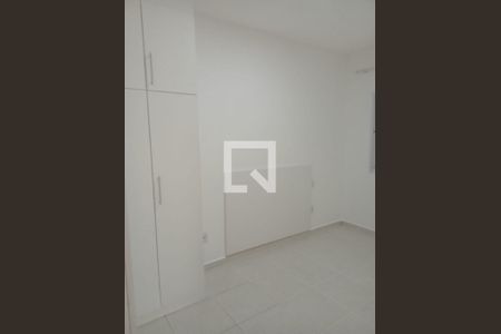 Quarto de apartamento para alugar com 2 quartos, 60m² em Medeiros, Jundiaí