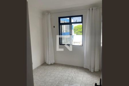 Quarto de apartamento para alugar com 2 quartos, 96m² em Itapuã, Salvador