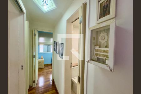 Corredor de apartamento à venda com 3 quartos, 69m² em Ponte Grande, Guarulhos