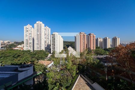 Apartamento à venda com 4 quartos, 212m² em Jardim Lar Sao Paulo, São Paulo