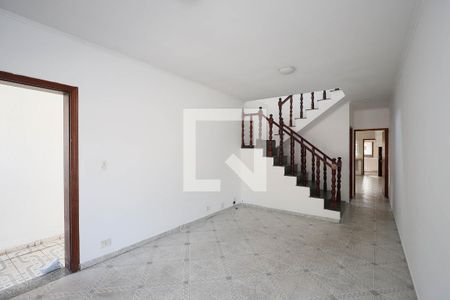 Sala de casa à venda com 4 quartos, 235m² em Jardim Peri, São Paulo