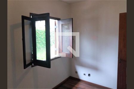 Casa à venda com 4 quartos, 300m² em Chácara Meyer, São Paulo