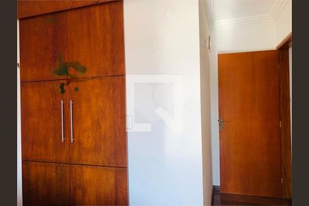 Casa à venda com 4 quartos, 300m² em Chácara Meyer, São Paulo