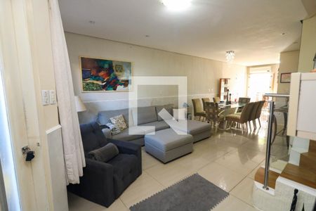 Sala de casa de condomínio para alugar com 2 quartos, 120m² em Espírito Santo, Porto Alegre