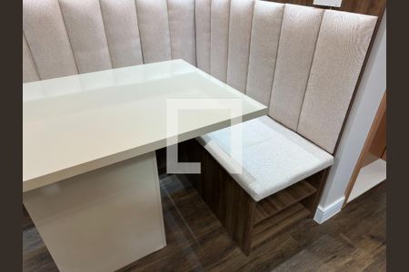Detalhe Sala de apartamento para alugar com 2 quartos, 47m² em Jardim California, Jacareí