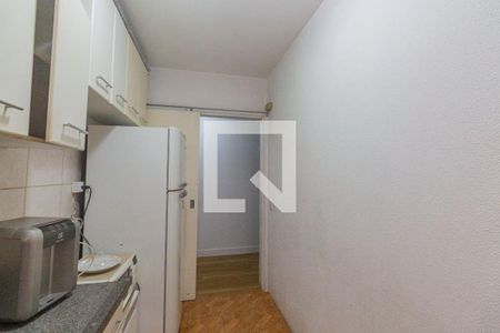 Cozinha de apartamento para alugar com 1 quarto, 50m² em Vila Ipiranga, Porto Alegre