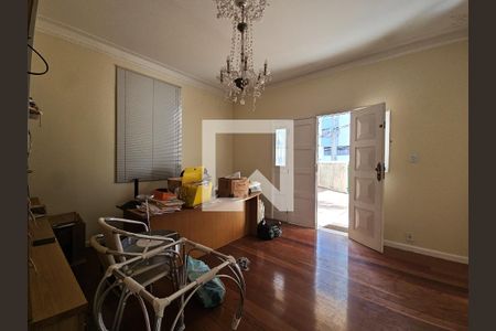 Casa para alugar com 4 quartos, 450m² em Graça, Salvador