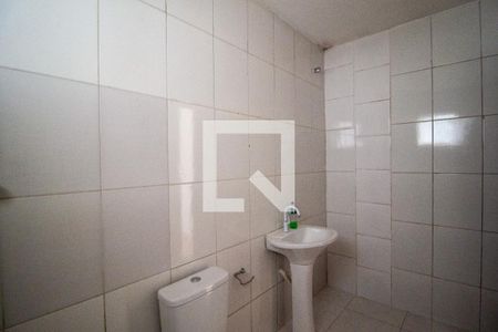 Banheiro de casa para alugar com 1 quarto, 45m² em Jardim Mirante dos Ovnis, Votorantim