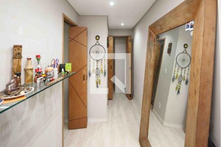 Corredor de apartamento à venda com 2 quartos, 44m² em Jardim Paraguacu, São Paulo