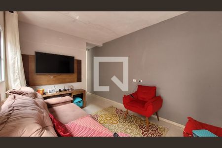 Sala de casa para alugar com 2 quartos, 120m² em Parque Recanto Monica, Itaquaquecetuba