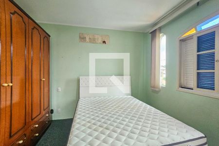 Casa para alugar com 3 quartos, 360m² em Vila Alice (vicente de Carvalho), Guarujá