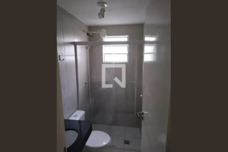 Banheiro de apartamento para alugar com 2 quartos, 49m² em Parque Munhoz, São Paulo