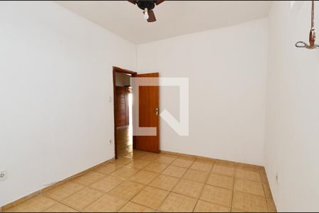 Quarto 1 de casa para alugar com 3 quartos, 140m² em Renascença, Belo Horizonte
