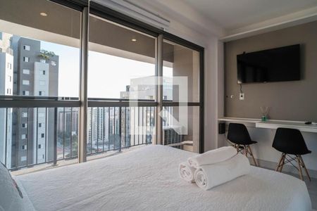 Sala/Quarto de apartamento à venda com 1 quarto, 24m² em Indianópolis, São Paulo