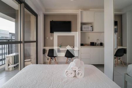 Sala/Quarto de apartamento à venda com 1 quarto, 24m² em Indianópolis, São Paulo
