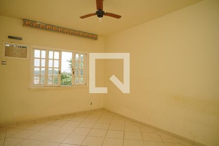 Quarto 1 de casa para alugar com 3 quartos, 230m² em Eldorado, Maricá