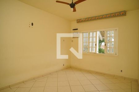 Quarto 1 de casa para alugar com 3 quartos, 230m² em Eldorado, Maricá