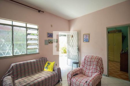 Sala de casa para alugar com 3 quartos, 150m² em Raul Veiga, São Gonçalo