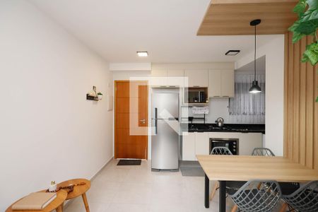 Sala / Cozinha  de kitnet/studio para alugar com 1 quarto, 35m² em Vila Nova Carolina, São Paulo