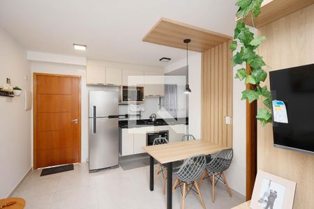 Sala / Cozinha  de kitnet/studio para alugar com 1 quarto, 35m² em Vila Nova Carolina, São Paulo