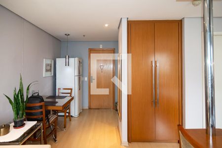 Sala / Cozinha de apartamento à venda com 1 quarto, 37m² em Bela Vista, São Paulo