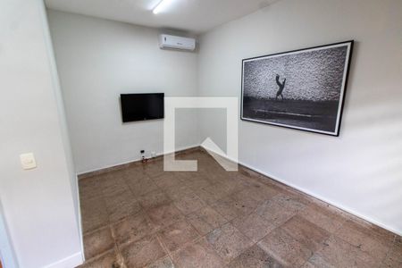 SALA de casa para alugar com 7 quartos, 180m² em Jardim Chapadão, Campinas