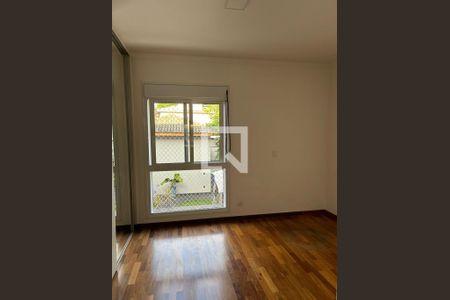 Quarto de casa de condomínio para alugar com 3 quartos, 275m² em Terras do Madeira, Carapicuíba