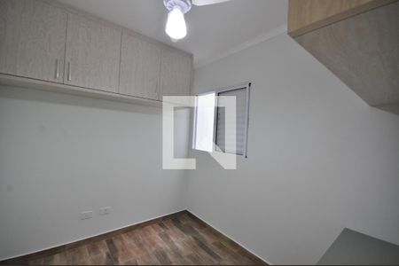 Quarto 2 de apartamento para alugar com 2 quartos, 70m² em Vila Nivi, São Paulo