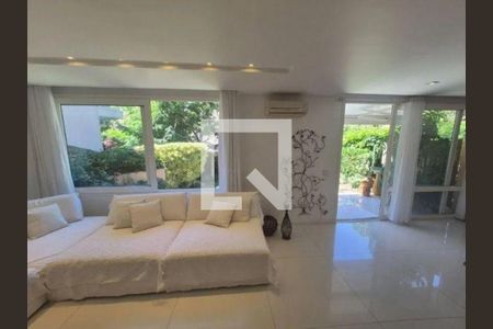 Casa à venda com 4 quartos, 312m² em Recreio dos Bandeirantes, Rio de Janeiro