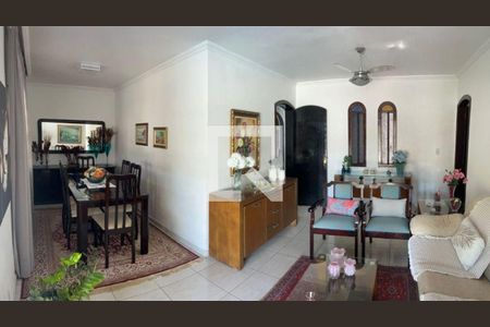 Casa à venda com 3 quartos, 120m² em Badu, Niterói
