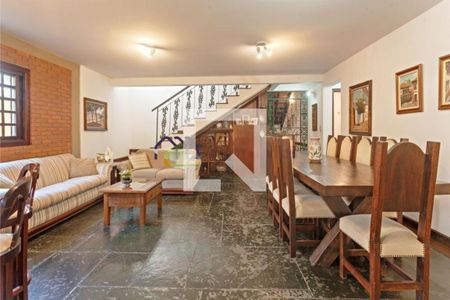 Casa à venda com 3 quartos, 333m² em Vila Inah, São Paulo