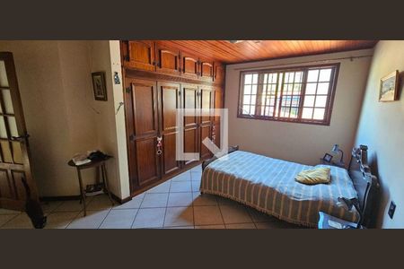 Casa à venda com 4 quartos, 297m² em São Francisco, Niterói