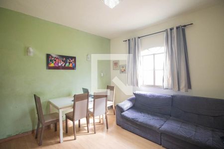 Casa para alugar com 2 quartos, 65m² em Centro, São Gonçalo