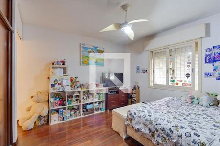 Casa à venda com 3 quartos, 204m² em Santo Amaro, São Paulo
