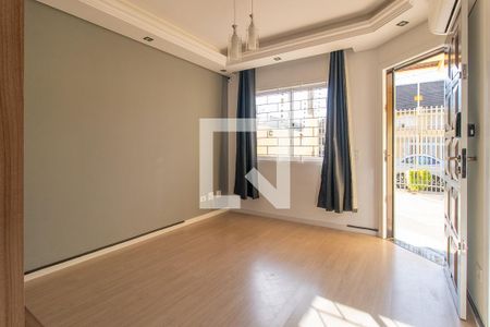 Sala de casa para alugar com 3 quartos, 92m² em Novo Mundo, Curitiba