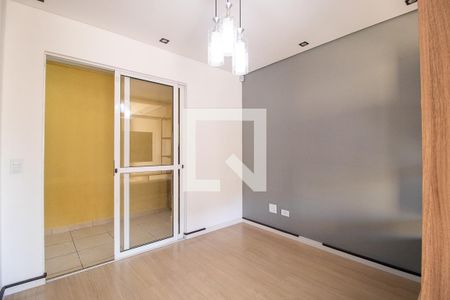 Sala de TV de casa para alugar com 3 quartos, 92m² em Novo Mundo, Curitiba