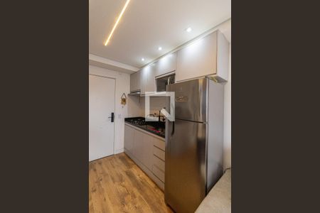 Sala/Cozinha/Área de Serviço  de apartamento à venda com 2 quartos, 32m² em Engenheiro Goulart, São Paulo