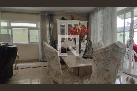 Casa para alugar com 4 quartos, 420m² em City América, São Paulo