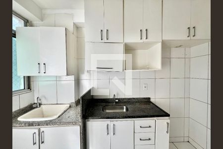 Cozinha e Área de Serviço de apartamento à venda com 3 quartos, 60m² em Santa Branca, Belo Horizonte