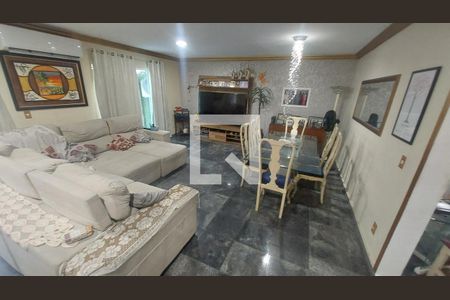 Sala de casa de condomínio à venda com 4 quartos, 159m² em Taquara, Rio de Janeiro