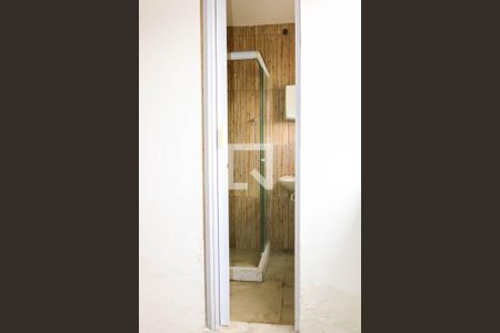 Quarto Suite de casa de condomínio para alugar com 1 quarto, 200m² em Pilares, Rio de Janeiro