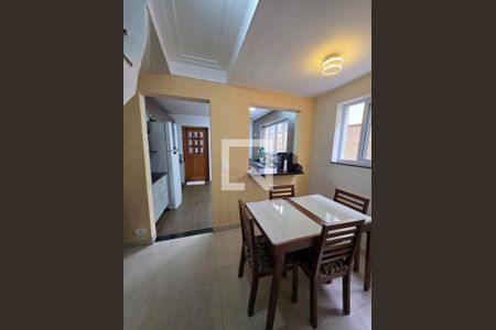 Sala de jantar de casa à venda com 3 quartos, 180m² em Jardim Santa Emilia, São Paulo