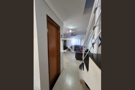 Sala de casa à venda com 3 quartos, 180m² em Jardim Santa Emilia, São Paulo