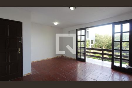 Apartamento para alugar com 2 quartos, 55m² em Ogiva, Cabo Frio