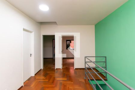HallHall de casa à venda com 5 quartos, 120m² em Vila Cardoso Franco, São Paulo