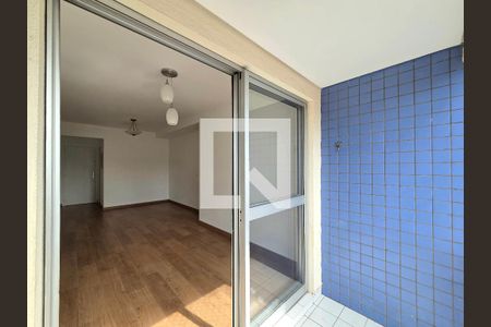 Varanda de apartamento para alugar com 3 quartos, 76m² em Vila Olímpia, São Paulo
