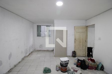 Quarto 1 de casa para alugar com 1 quarto, 1100m² em Parque Santa Rita, São Paulo