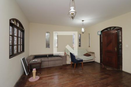 Sala de casa para alugar com 6 quartos, 600m² em Vila Regina, São Paulo