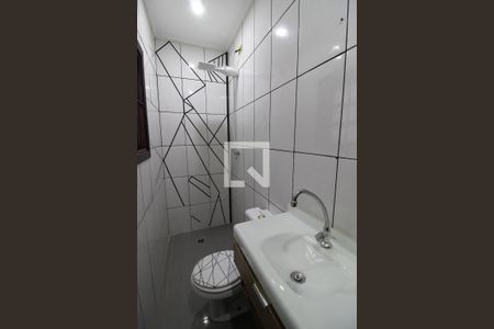 Banheiro de casa à venda com 5 quartos, 259m² em Jardim dos Lagos, São Paulo