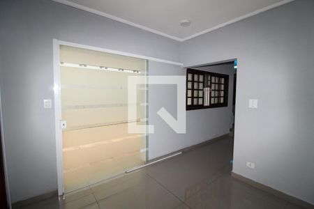 Sala de casa à venda com 5 quartos, 259m² em Jardim dos Lagos, São Paulo